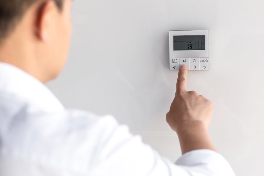 thermostat setting fall winter